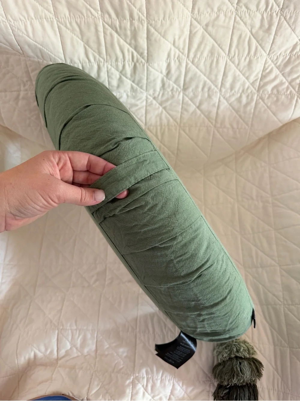 La Maman Wedge Nursing Pillow - Sage Green